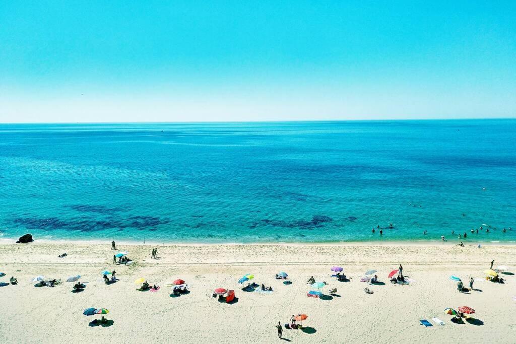 Estúdio vista mar com A/C e acesso privado à praia Sesimbra Exterior foto